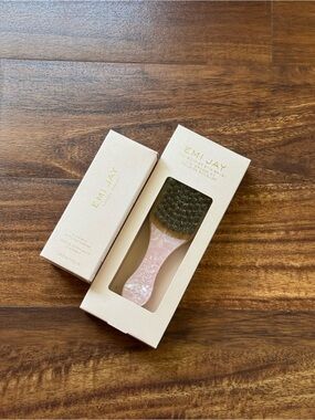 Emi Jay Hair products• NEW • check carefully the photos